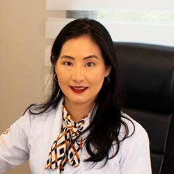 DRA. JULIANA KIDA IKINO 